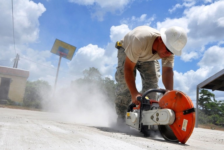 szkolenia e-learningowe BHP